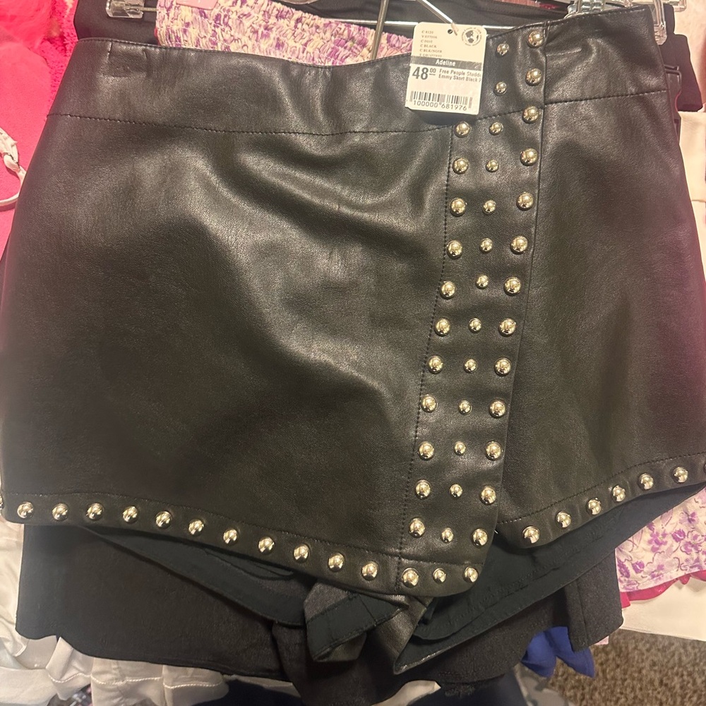 FREE PEOPLE SKIRT!!🖤🖤